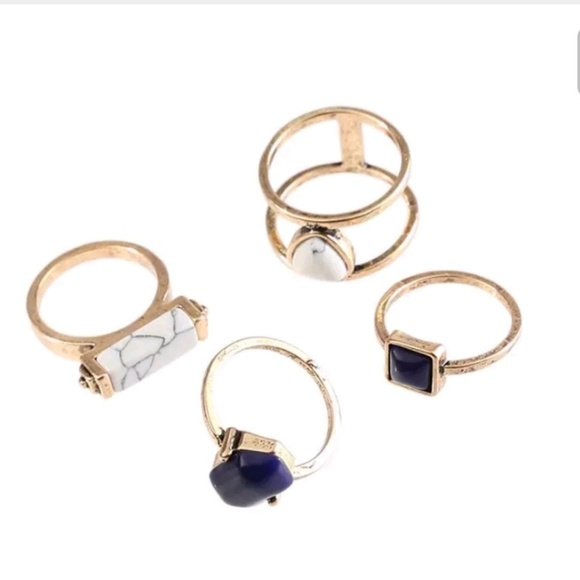Jewelry - 1 LEFT 🎀3/$22🎀 Stone Ring Set